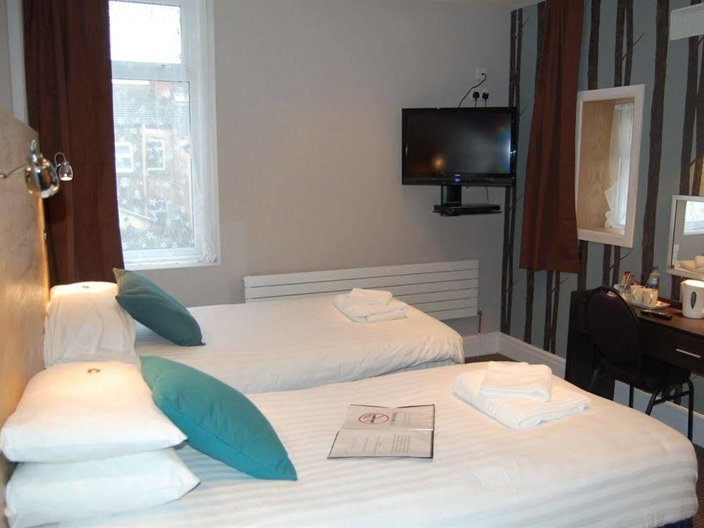Bed and Breakfast The Dragonfly à Blackpool Extérieur photo